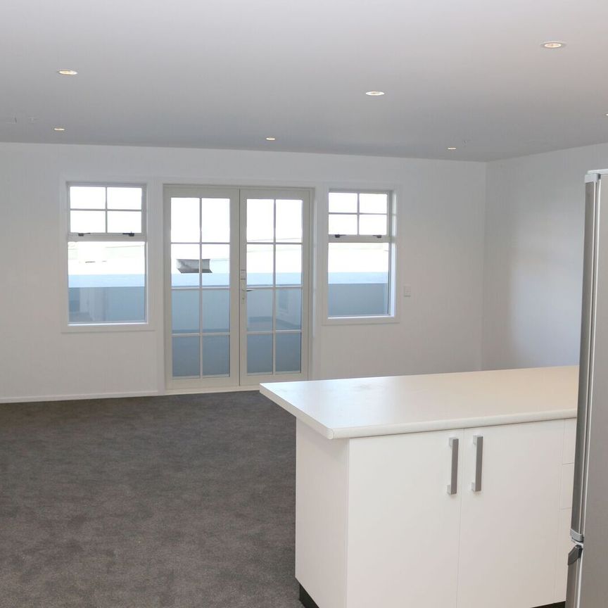 Modern Apartment of Jackson Street - Photo 1