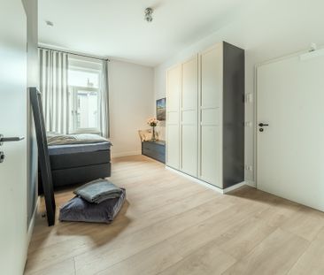 City-Residence: Neu möbliertes Design-Apartment mit exzellenter Aus... - Photo 6