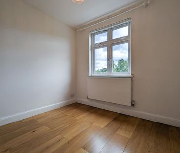 4 bedroom semi-detached house to rent - Photo 6