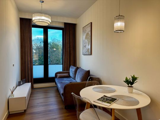 Mieszkanie do wynajęcia - Warszawa, Aleja „Solidarności” - Zdjęcie 1