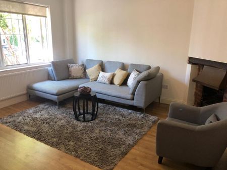 3 bedroom terraced house to rent - Photo 2