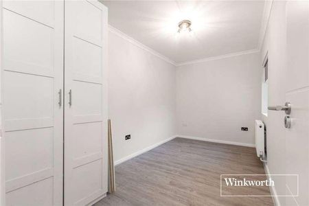 Ballards Lane, London, N3 - Photo 5