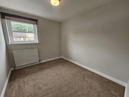 261B Shore Crescent, Belfast, BT15 4JS - Photo 3