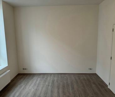1-slpk-appartement / volledig vernieuwd / goede ligging - Foto 5
