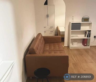 1 bedroom flat to rent - Photo 6