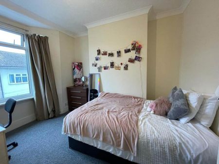 5 bedroom house to rent - Photo 3