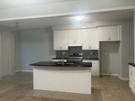 For Lease - 24 Stedford Crescent, Brampton, Ontario - Photo 4