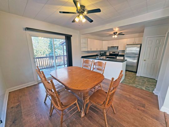 For Lease - 205 Main Street, Grimsby, Ontario - Photo 1