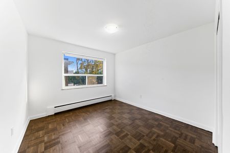 For Lease - 167 Stephen Drive Unit# 207, Toronto, Ontario - Photo 2