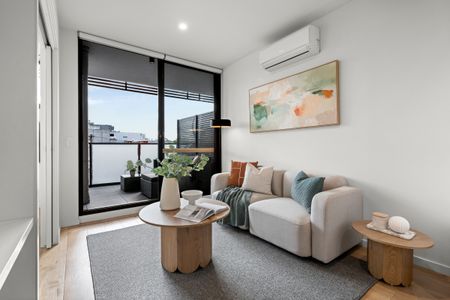 Modern Living in the Heart of Essendon North - Photo 3