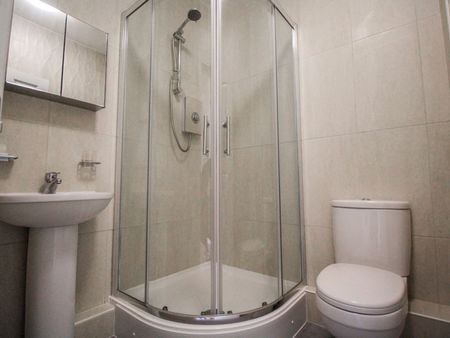 Apt 3, Lofthouse Residence - Photo 2