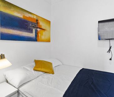Chippendale - Photo 2