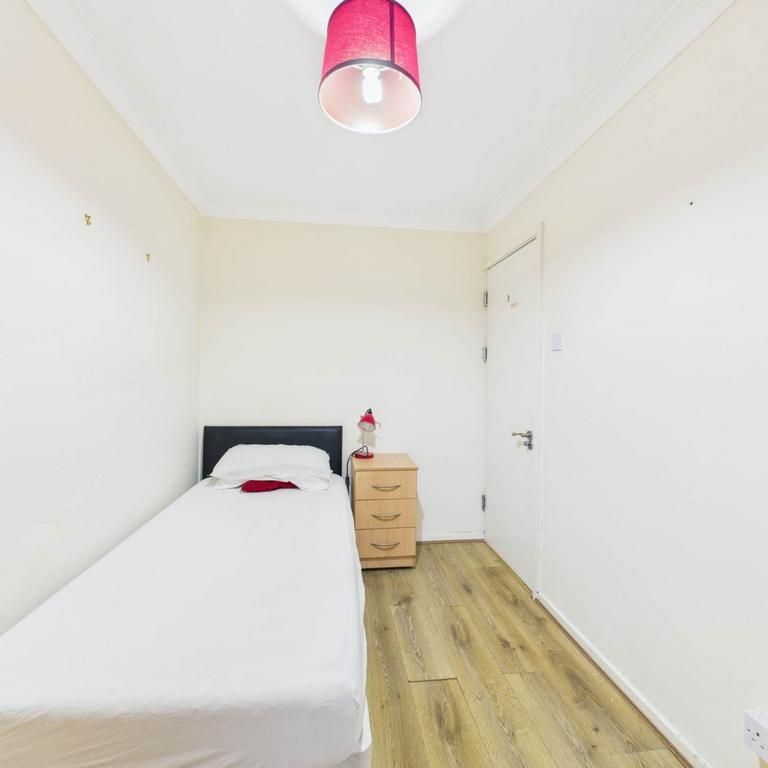 House share to rent - Photo 1