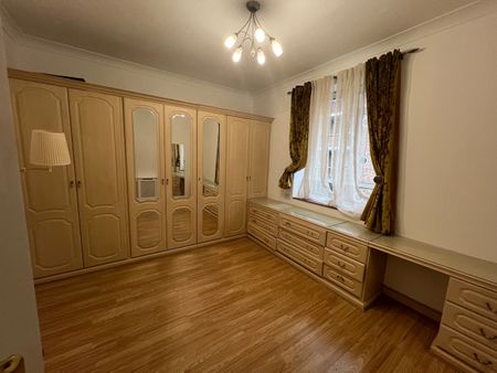 3 Bed Flat, Wilkie House, NW8 - Photo 4