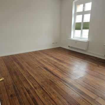 Charmante 2-Zimmer-Wohnung in historischem Gebäude in Brandenburg an der Havel - Photo 1