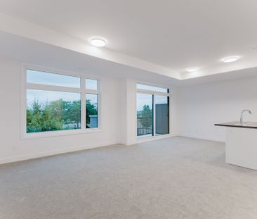 For Lease - 203 Silhouette Private, Barrhaven, Ontario - Photo 1