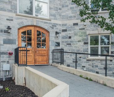 For Lease - 539 Armstrong Road Unit# 516, Kingston, Ontario - Photo 3