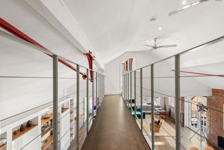 3 bedroom flat to rent - Photo 5