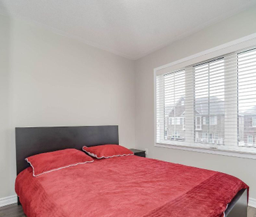 For Lease - 1062 Clipper Lane, Pickering, Ontario - Photo 5