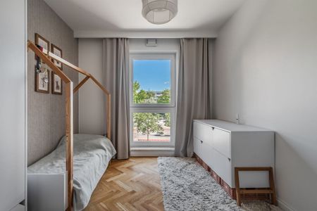 4 pokoje w wysokim standardzie tuż przy metrze 100.8 m² - Photo 2