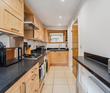 2 bedroom semi-detached house to rent - Photo 6