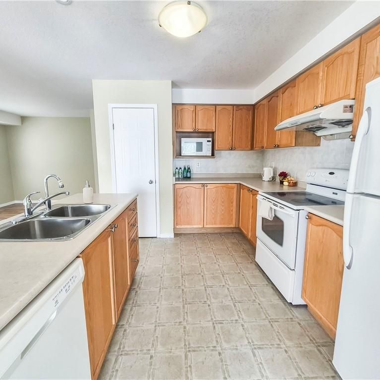 For Lease - 775 Karlsfeld Road, Waterloo, Ontario - Photo 1