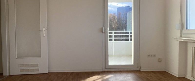 3-Zimmer Wohnung mit Balkon mit Blick über Bielefeld -Schildesche! - Photo 1