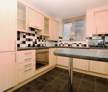 2Bedrooms, 1Bathrooms - Photo 2