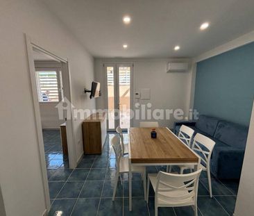 Appartamento in villa Lungomare Nazario Sauro 14, Centro, Minturno - Photo 1
