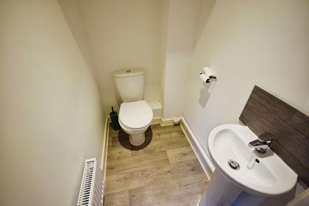 2 bedroom semi-detached house to rent - Photo 1