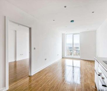 Royal Winchester House, Bracknell, RG12 - Photo 4