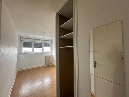 T3 de 55 m² - VILLEURBANNE coeur GRATTE CIEL - Location nue - Photo 2