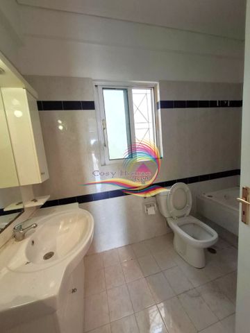 Ενοικίαση κατοικίας, 120 τ.μ., Γλυφάδα, 1.600 € - Photo 2