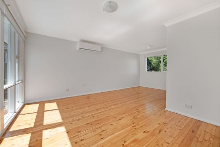 Beautifully Renovated Family Home in Prime Location - Photo 5