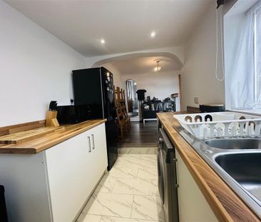 2 bedroom house to rent - Photo 2