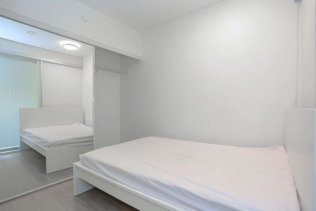 For Lease - 85 Wood Street Unit# 717, Toronto, Ontario - Photo 4