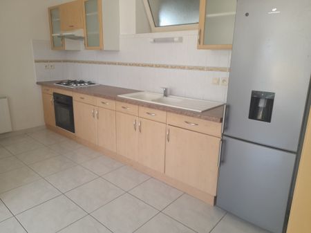 Location Appartement 2 pièces 51m² ATTIGNAT 01340 - Photo 3