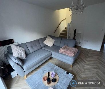 2 bedroom semi-detached house to rent - Photo 2