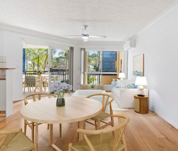 TWO BEDROOM, TWO BATHROOM, TWO CAR ACCOM WITH POOL - WALK TO BEACH - Photo 4