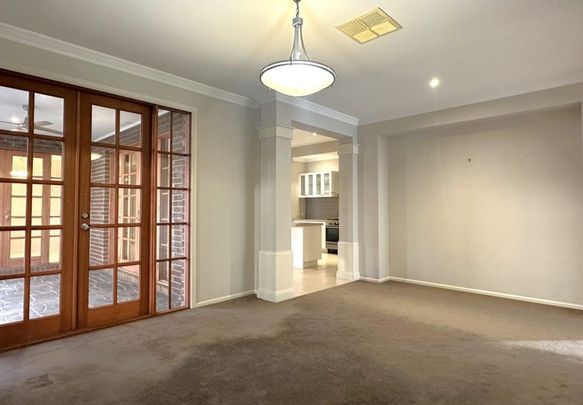 8 Aries Drive, Epping VIC 3076 - Photo 1