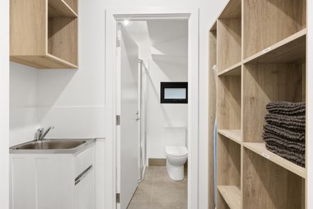 Woodmere Avenue (H60), Paradise – Room D - Photo 5