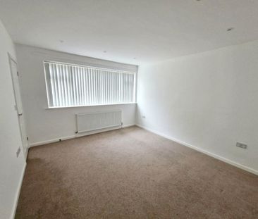 Warmington - Photo 3