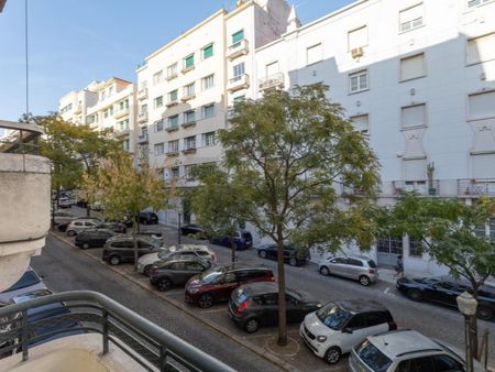 Apartamento T5 em Lisboa - Photo 2