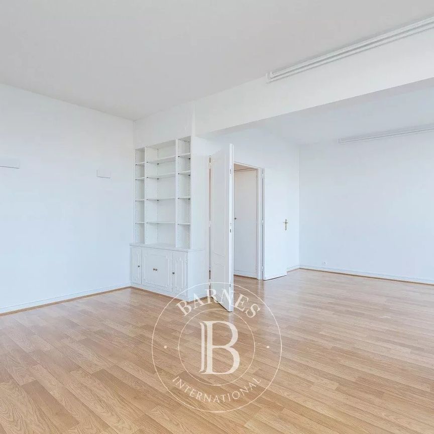 Appartement • Dupleix-Motte Picquet, Paris 15ème - Photo 1