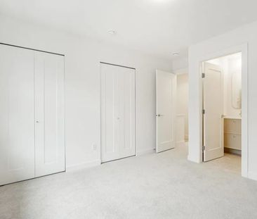 14151 58A Ave., Surrey, BC V3X 0L1, Canada - Photo 4