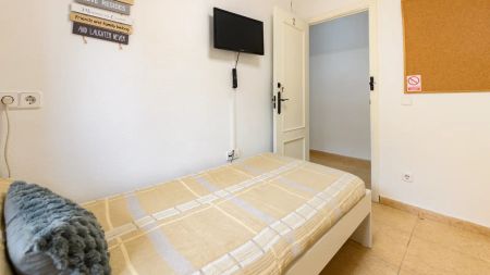 4-bedroom apartment for rent in San Andrés, all bills included. - Foto 2