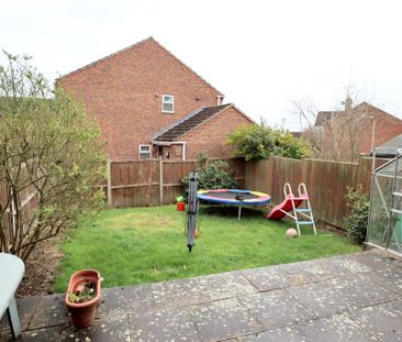 3 bedroom semi-detached house to rent - Photo 3