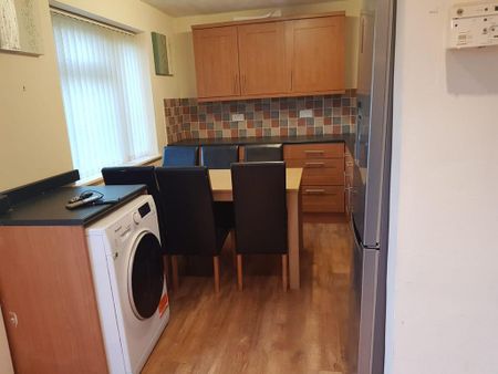 3 bedroom house to rent - Photo 5