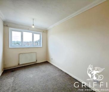 Kent Road, Grays, RM17 - Photo 4