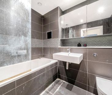 1 bedroom flat to rent - Photo 6